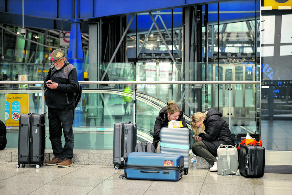 Eurodeputados querem regras claras sobre indemnicações em caso de atraso ou cancelamento de voos
