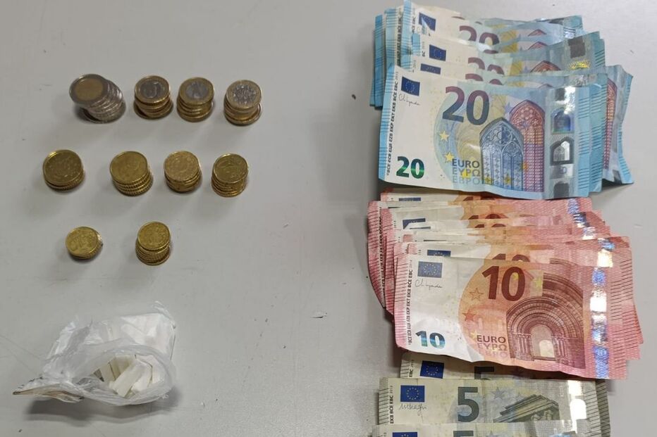 Tráfico de droga no Porto resulta em detenções e apreensão de dinheiro e droga