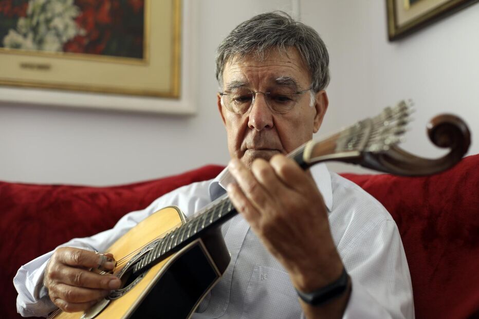 António Chainho, mestre da guitarra portuguesa, faleceu aos 88 anos.
