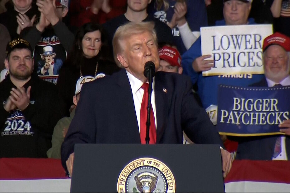 Trump critica Omar antes de ataque em Minneapolis