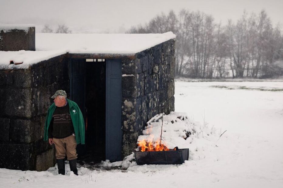 Neve na aldeia do Castelo, concelho de Vila Pouca de Aguiar