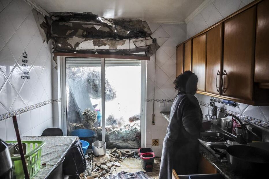 Moradores de Leiria avaliam estragos em habitação após fortes chuvas e inundações