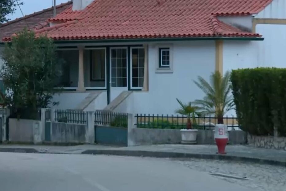 Homem morre em Leiria ao cair de telhado durante reparação após depressão Kristin