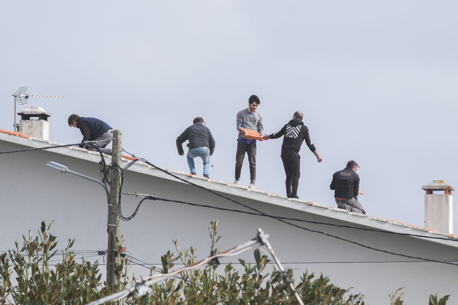 Vítimas em trabalhos em telhados