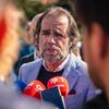 <![CDATA[ Albuquerque diz que imigrantes continuarão a ser acolhidos com "toda a humanidade" na Madeira ]]>