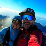 Alpinista deixou namorada exausta, durante a noite, no topo da montanha mais alta da Áustria. Morreu congelada.