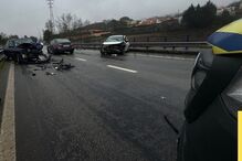 Quatro feridos após colisão entre dois carros em Santo Tirso