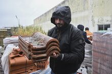 População da Marinha Grande aguarda por telhas e lonas