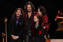 Sharon Osbourne e Electric Messiah no Grammy português