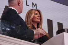 Melania Trump atrai público português na estreia do seu filme