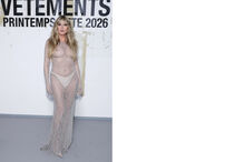 Heidi Klum na passarela da Vetements para a coleção Printemps Été 2026