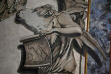 Rosto de anjo inspirado em Meloni foi apagado. Responsável pelo restauro diz que foi a mando do Vaticano