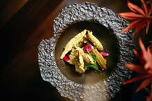 Jantar especial no Oven com sabores da Índia e Nepal, recomendado pelo Guia Michelin