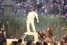 Atuação de Bad Bunny no Super Bowl anima o público