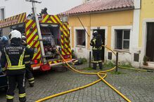 Incêndio deflagra em habitação em Lisboa