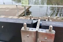 Peças furtadas de sistema que permite drenar água e evitar cheias