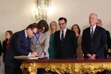 'Sempre fui um servidor público': Luís Neves toma posse como ministro da Administração Interna