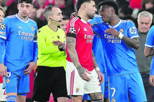 Benfica joga apuramento em clima de alta tensão