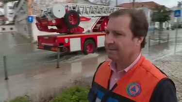 “Verifica-se alguma tranquilidade”: Autarca de Coruche diz que água baixou durante a noite