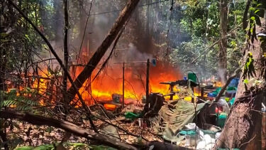 Polícia boliviana destrói instalações de processamento de cocaína