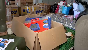 Geradores, calçado e alimentação: emigrantes reúnem mantimentos para enviar às vítimas do mau tempo em Portugal