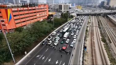 Ativistas bloqueiam autoestrada em Telavive em protesto contra onda de violência na comunidade árabe israelita