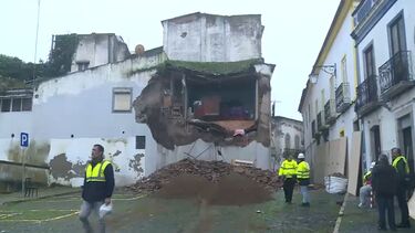 Morador de casa demolida em Beja 'despede-se' do local onde viveu 32 anos