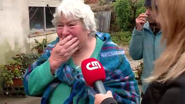 Moradora afectada pelo mau tempo recebeu ajuda de voluntarios