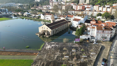 Imagens de drone mostram cidade de Coimbra completamente inundada