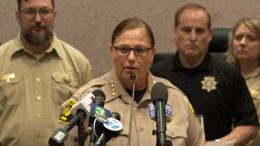 Oito mortos e um ainda desaparecido após avalanche na Califórnia 