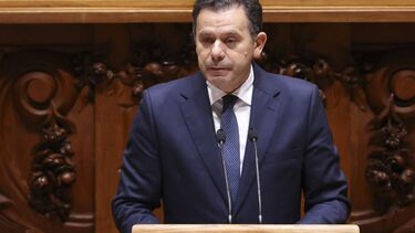 Montenegro propõe diretas no PSD para maio e desafia quem tiver "caminho diferente" a apresentar-se