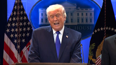 Trump anuncia tarifa global de 10% após decisão do Supremo Tribunal 