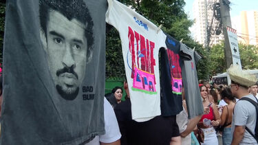 Bad Bunny estreia-se em palco no Brasil