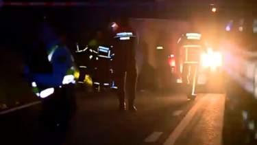 Um morto e dois feridos em colisão de carro e mota em Almeirim