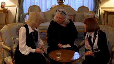 Rainha Camila recebe Gisèle Pelicot