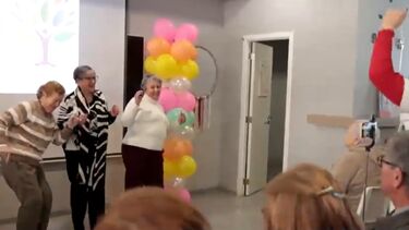 Conheça os avós que fazem ‘tiktoks’ com a ajuda dos netos  