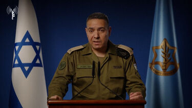 Exército israelita diz que operação visa enfraquecer significativamente regime iraniano