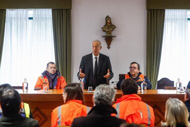 Após queixas de autarcas, Marcelo diz que Forças Armadas estão automaticamente convocadas em calamidades 