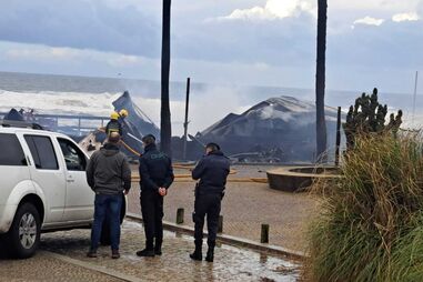 Incêndio destrói restaurante na marginal de Vila do Conde