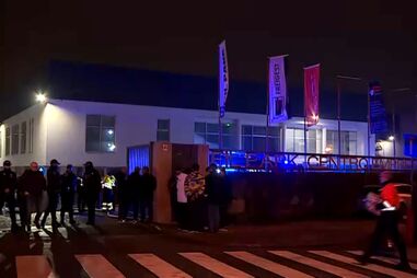 Fábrica de baterias de lítio arde em Matosinhos