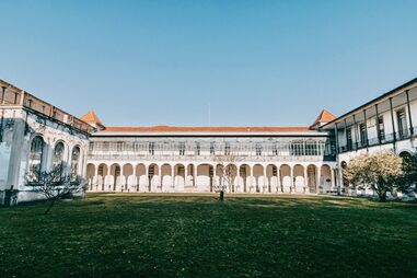 Colégio das Artes da Universidade de Coimbra encontra-se interditado pela Proteção Civil