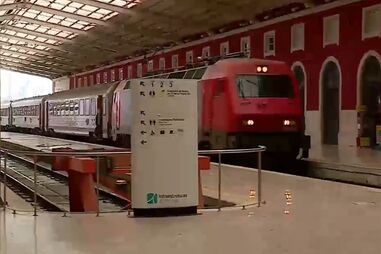 Comboio descarrila na Linha do Leste em Abrantes