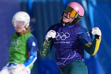 Atletas celebram em Milão-Cortina 2026 