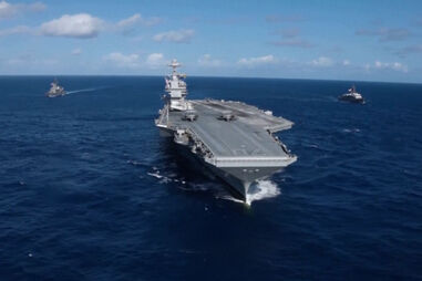 Porta-aviões dos EUA