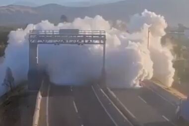 Explosão de camião em Santiago do Chile causa mortos e feridos