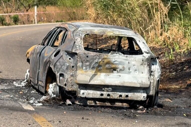 Edifícios e carros incendiados: México enfrenta onda de violência após morte do líder do cartel de Jalisco