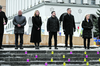 Líderes europeus ao lado de Zelensky