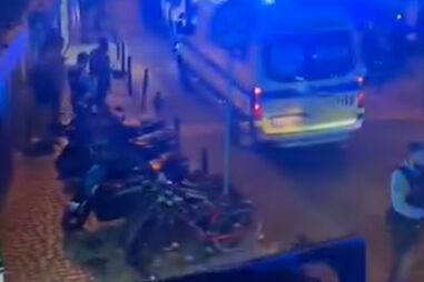Vídeo mostra aparato na Rua do Benformoso em Lisboa onde ocorreu tiroteio que fez três feridos  