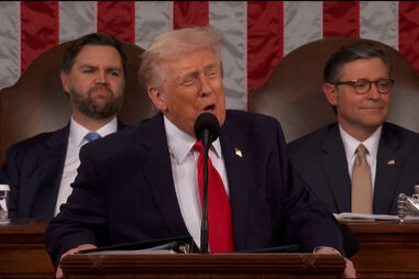 “Estamos a ganhar tanto que não sabemos o que fazer”: Trump vangloria-se durante discurso Estado da União