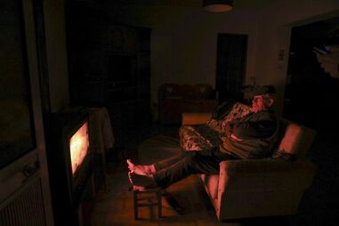 Moradores de Leiria enfrentam apagões, com mais de 200 clientes sem eletricidade